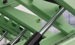 Elements of the lifting platform green color
